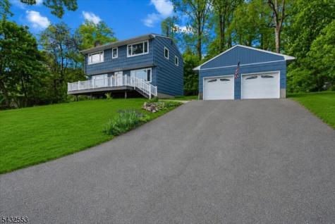 8 Cove Road Hopatcong NJ 07843