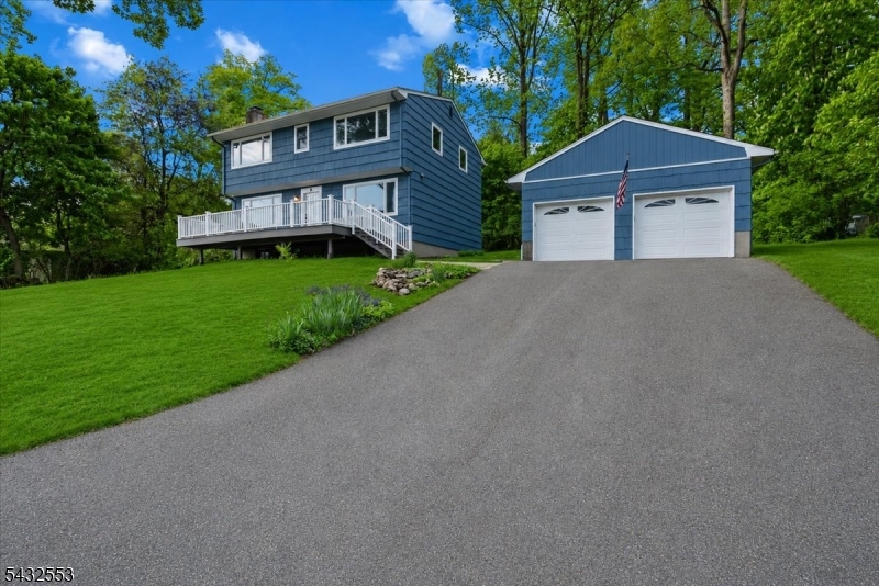 8 Cove Road Hopatcong NJ 07843
