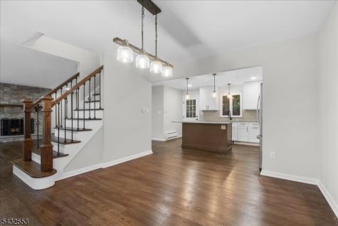 8 Cove Road Hopatcong NJ 07843