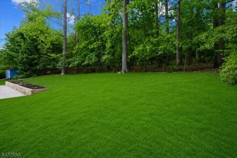 8 Cove Road Hopatcong NJ 07843