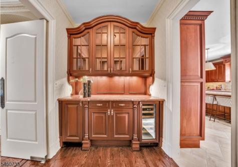 14 Grasmere Court Livingston NJ 07039