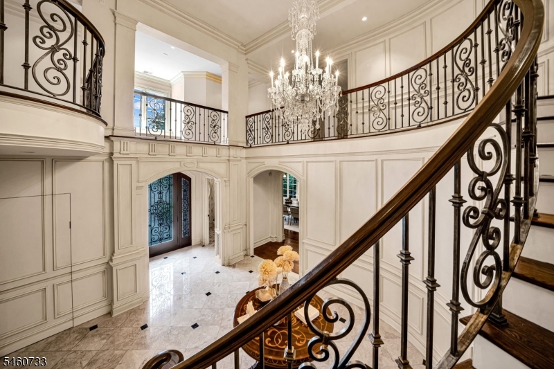 14 Grasmere Court Livingston NJ 07039