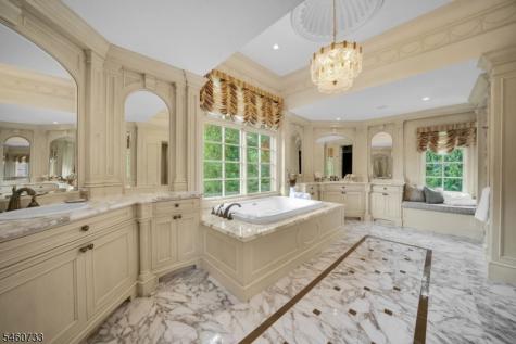14 Grasmere Court Livingston NJ 07039