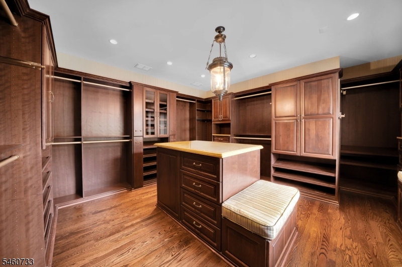 14 Grasmere Court Livingston NJ 07039