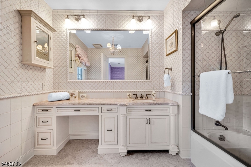 14 Grasmere Court Livingston NJ 07039