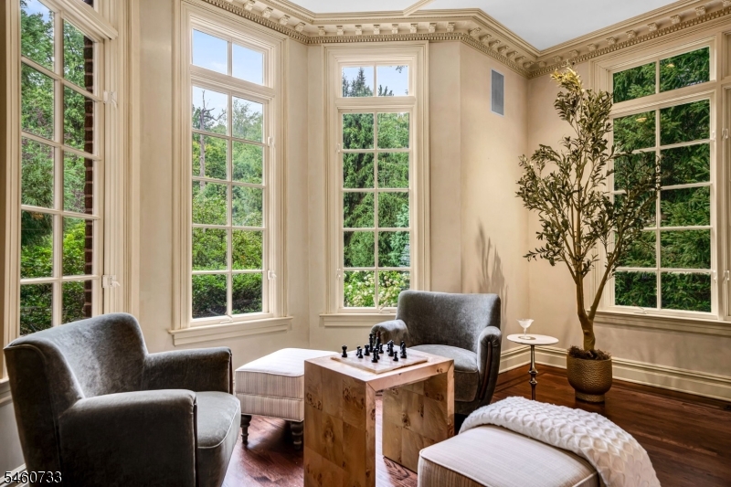 14 Grasmere Court Livingston NJ 07039
