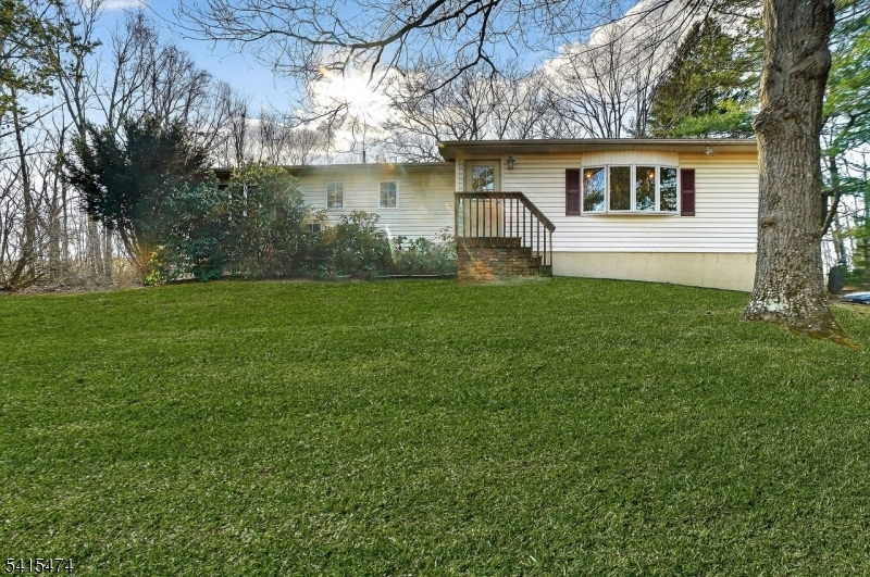 21 Ulster Street West Milford NJ 07480