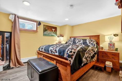21 Ulster Street West Milford NJ 07480