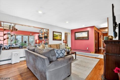 21 Ulster Street West Milford NJ 07480