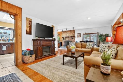 21 Ulster Street West Milford NJ 07480