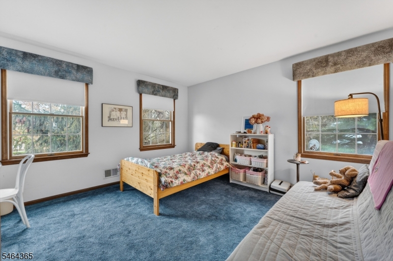 2 Rittenhouse Circle Raritan NJ 08822