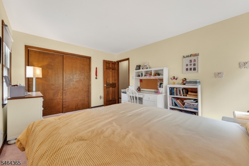 2 Rittenhouse Circle Raritan NJ 08822