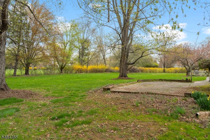 2 Rittenhouse Circle Raritan NJ 08822