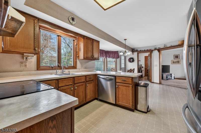2 Rittenhouse Circle Raritan NJ 08822