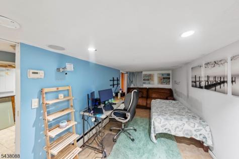 256 Fycke Lane Teaneck NJ 07666