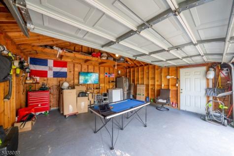 256 Fycke Lane Teaneck NJ 07666