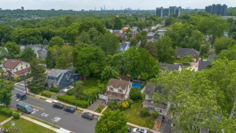 256 Fycke Lane Teaneck NJ 07666