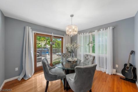 256 Fycke Lane Teaneck NJ 07666