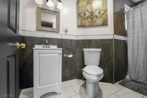 129 Greenwood Avenue East Orange NJ 07017