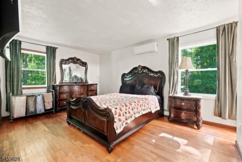 8 Ridge Road Independence NJ 07840