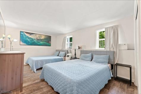 8 Ridge Road Independence NJ 07840