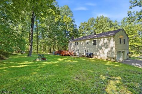 8 Ridge Road Independence NJ 07840