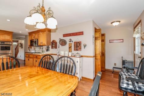 26 W Cliff Road Woodbridge NJ 07067