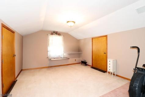 26 W Cliff Road Woodbridge NJ 07067