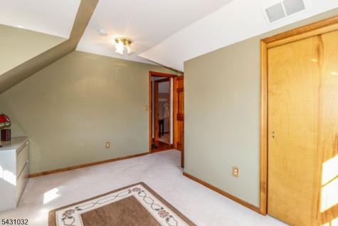 26 W Cliff Road Woodbridge NJ 07067