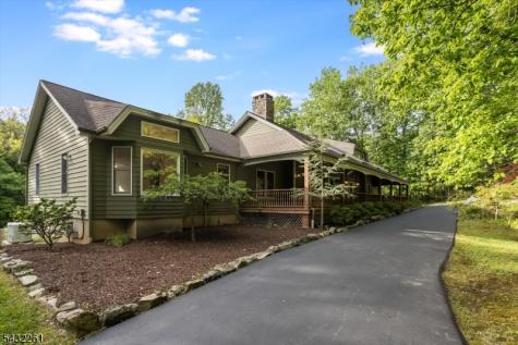 42 Cliffwood Road Chester NJ 07930