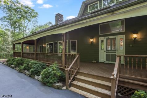 42 Cliffwood Road Chester NJ 07930
