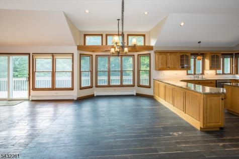 42 Cliffwood Road Chester NJ 07930