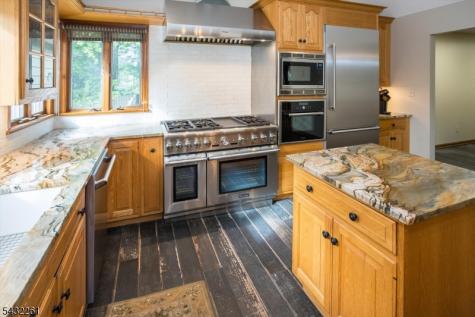 42 Cliffwood Road Chester NJ 07930