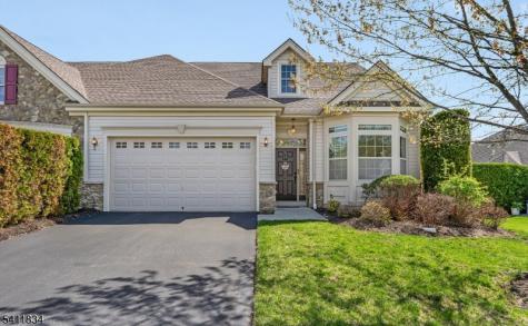 540 Edward Street Lopatcong NJ 08865