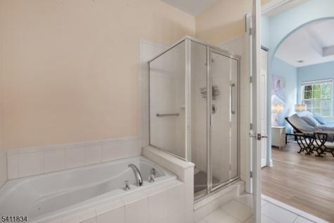 540 Edward Street Lopatcong NJ 08865