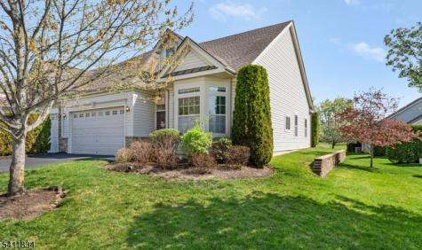 540 Edward Street Lopatcong NJ 08865