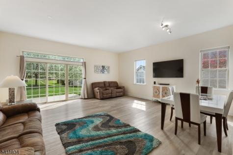 540 Edward Street Lopatcong NJ 08865