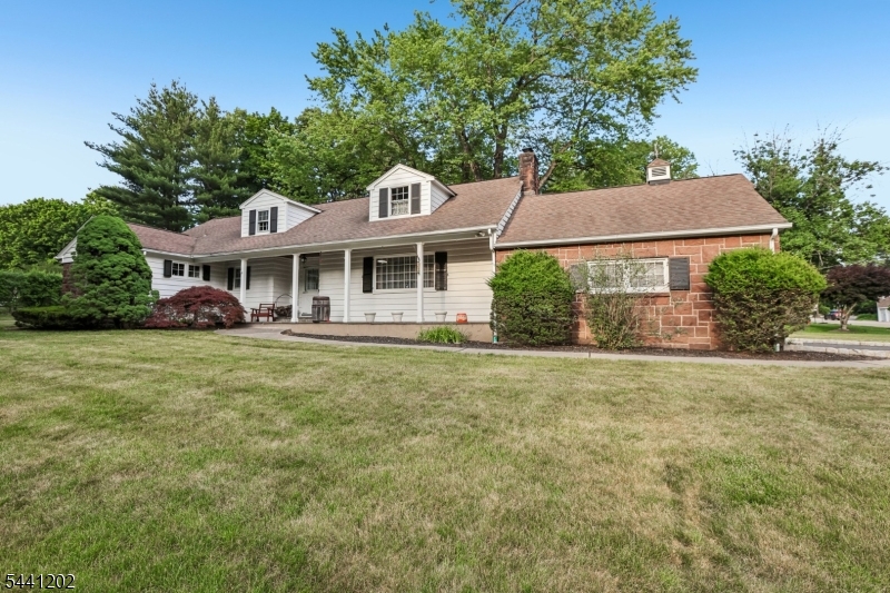 14 Saddle River Ro Woodcliff Lake NJ 07677