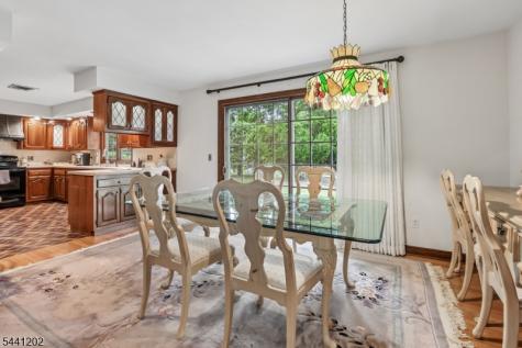 14 Saddle River Ro Woodcliff Lake NJ 07677