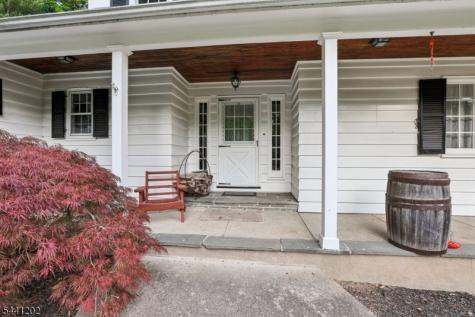 14 Saddle River Ro Woodcliff Lake NJ 07677