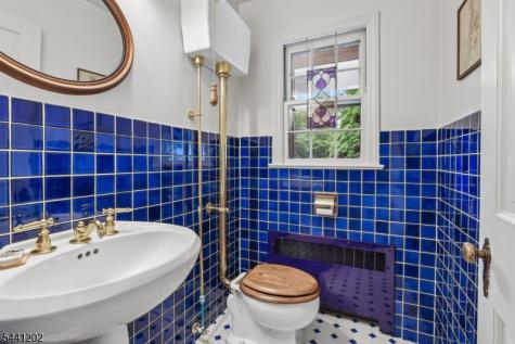 14 Saddle River Ro Woodcliff Lake NJ 07677