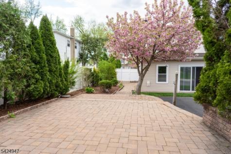 14 Hopatcong Drive Lawrence NJ 08648