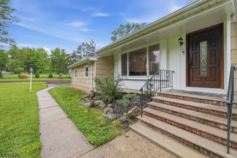 25 King George Road Warren NJ 07059