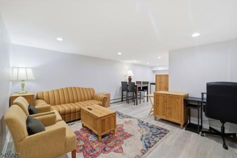 25 King George Road Warren NJ 07059