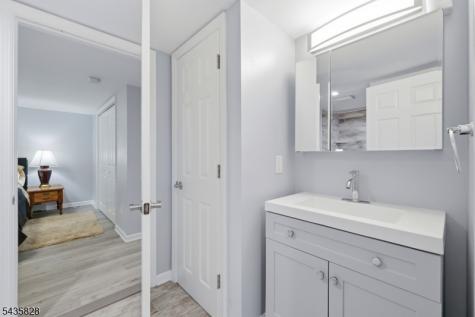 25 King George Road Warren NJ 07059