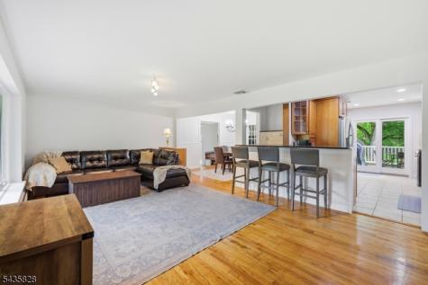 25 King George Road Warren NJ 07059