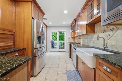 25 King George Road Warren NJ 07059