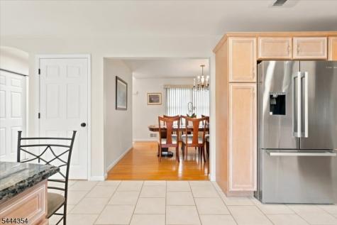 580 Center Street Kenilworth NJ 07033