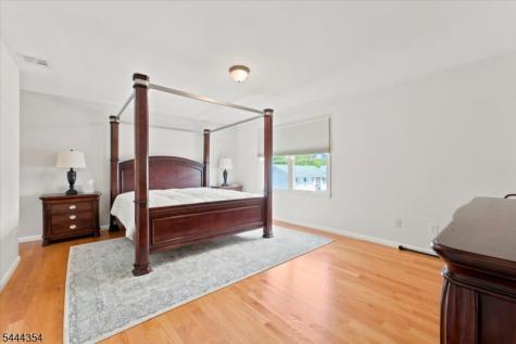 580 Center Street Kenilworth NJ 07033