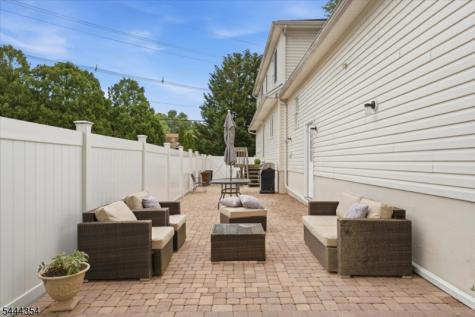 580 Center Street Kenilworth NJ 07033